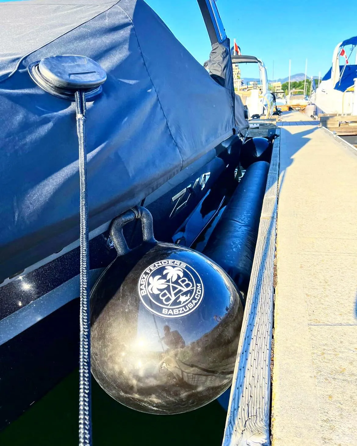 BABZ - Classic 24 Inch Diameter - The Original Inflatable Boat Fender Bumper for Docking, Tie Up Raft, Marine, Wakesurf, Pontoon, Fishing, Yachts, and More